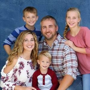 Meet your Posher, Alicia